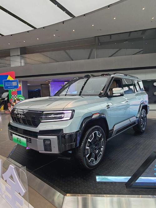 东莞72比亚迪方程豹硬派越野的爆款，英菲尼迪35周年与你共成长